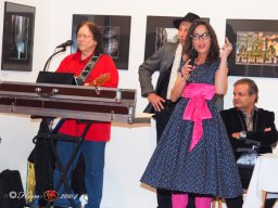 Fashion Show in der Contemplor Galerie Wien am 14. 03. 2024